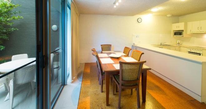 Andari Holiday Apartments Sunshine Beach Buitenkant foto
